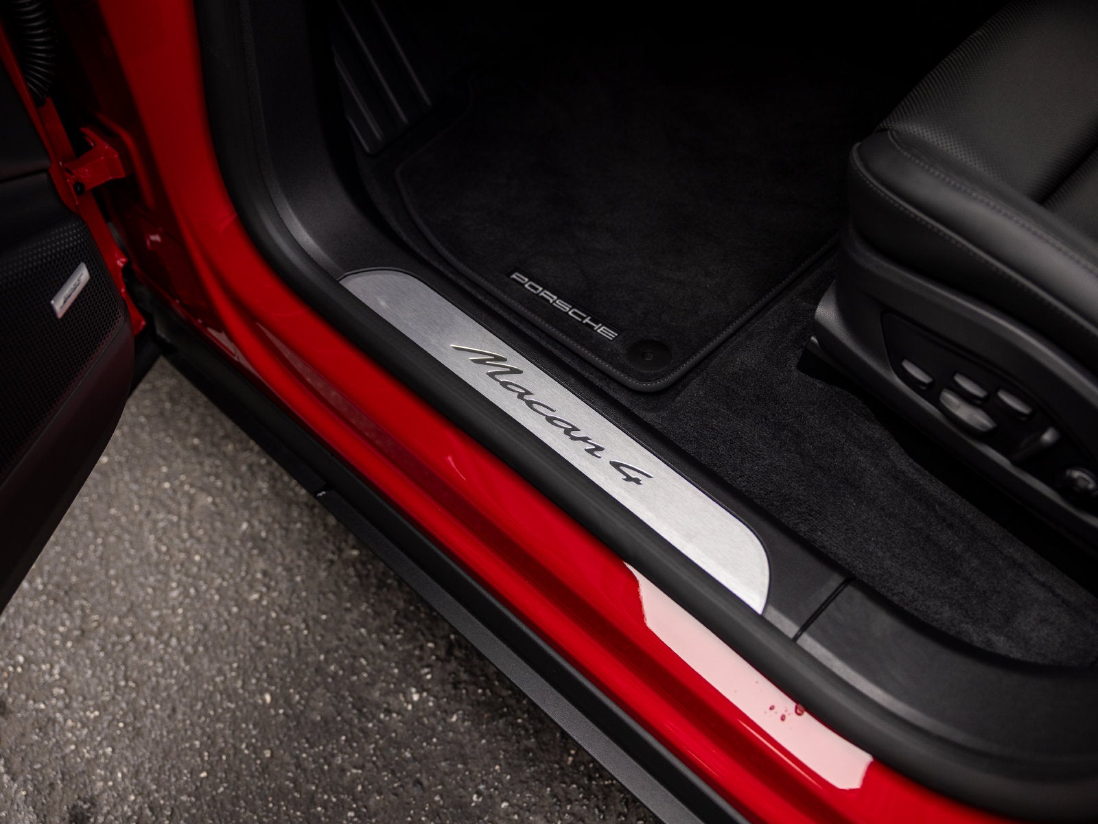 2026 Porsche Macan Macan 4 Electric