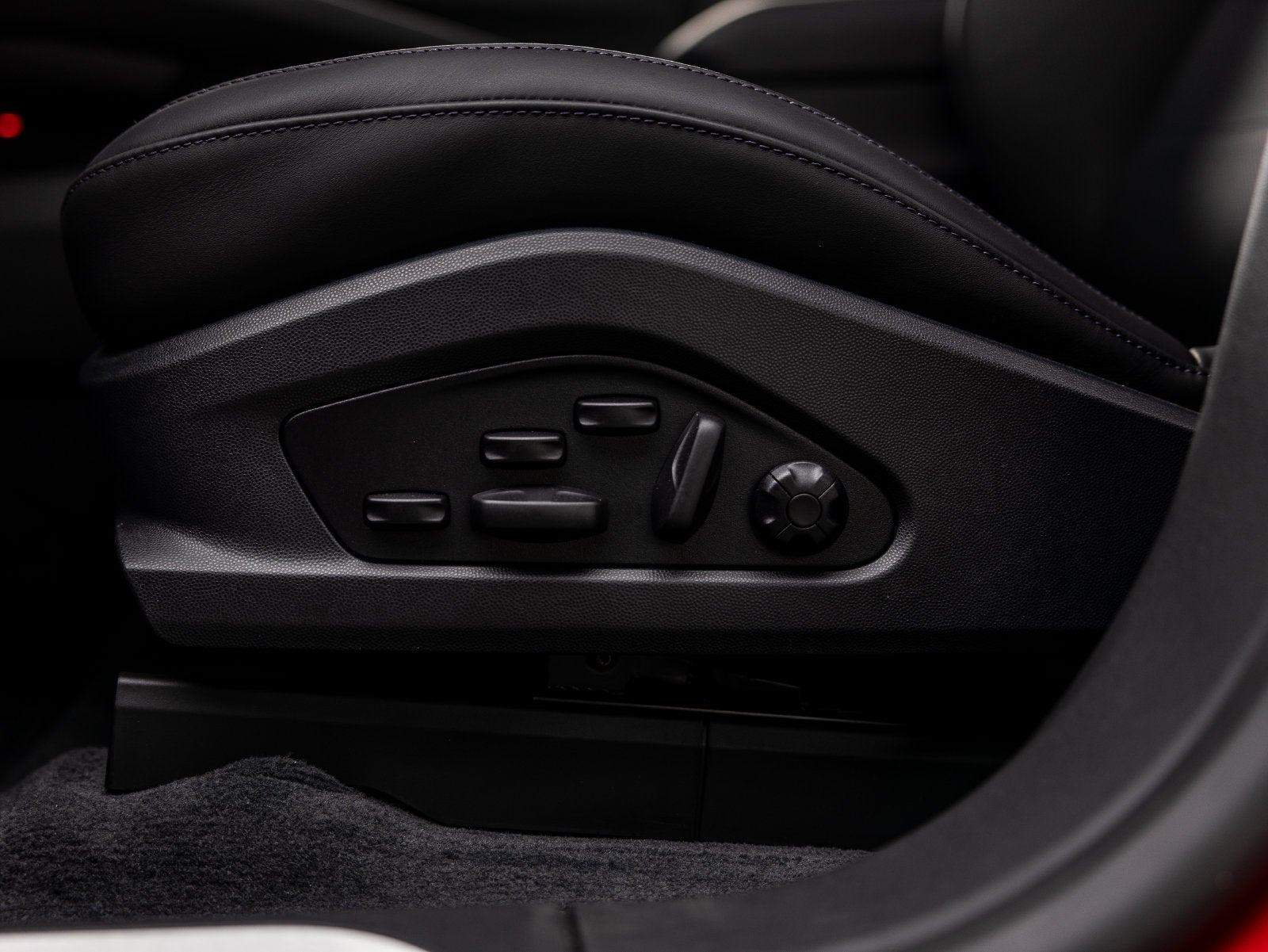 2026 Porsche Macan Macan 4 Electric