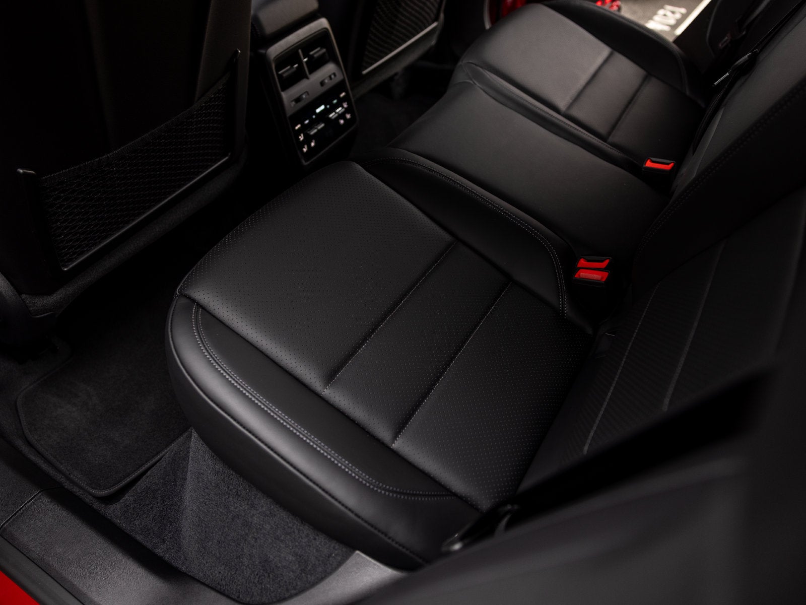 2026 Porsche Macan Macan 4 Electric