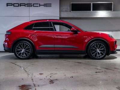 2026 Porsche Macan Macan 4 Electric