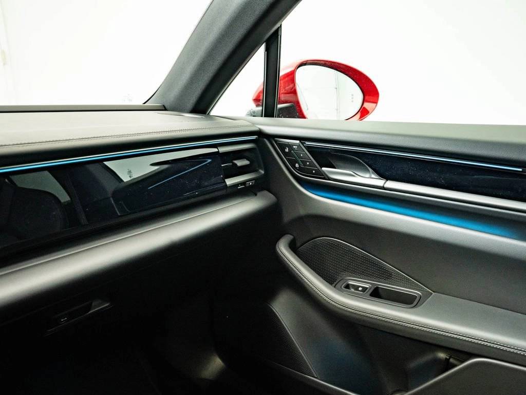 2026 Porsche Macan Macan 4 Electric