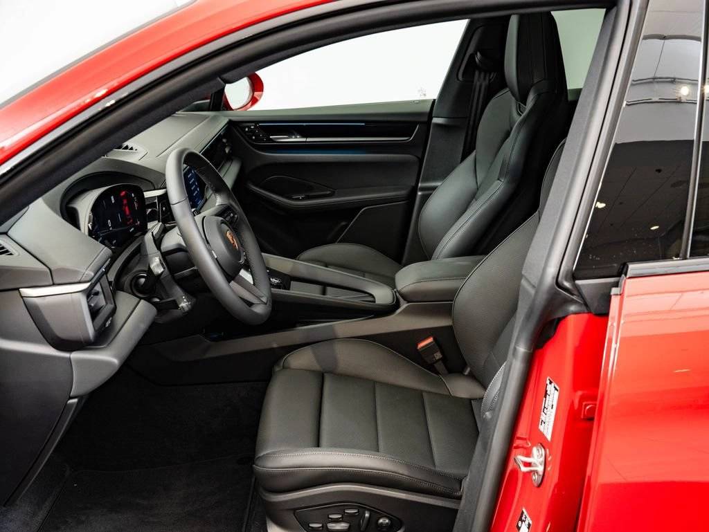 2026 Porsche Macan Macan 4 Electric