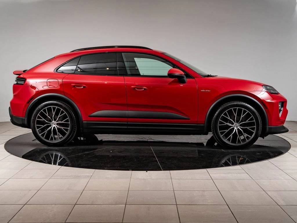 2026 Porsche Macan Macan 4 Electric