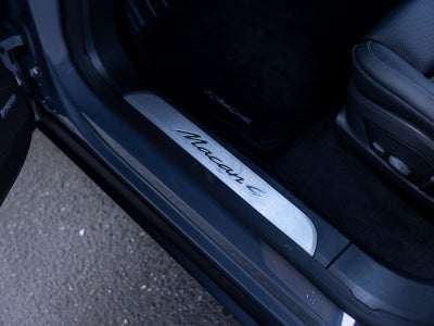 2026 Porsche Macan Macan 4 Electric