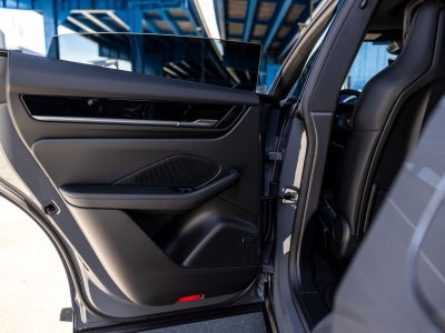 2026 Porsche Macan Macan 4 Electric