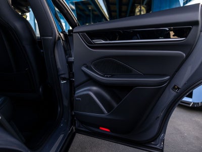 2026 Porsche Macan Macan 4 Electric