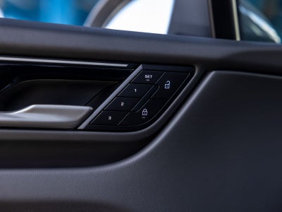 2026 Porsche Macan Macan 4 Electric