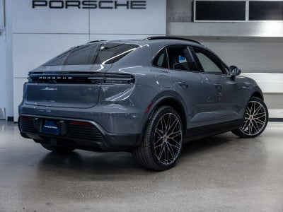 2026 Porsche Macan Macan 4 Electric