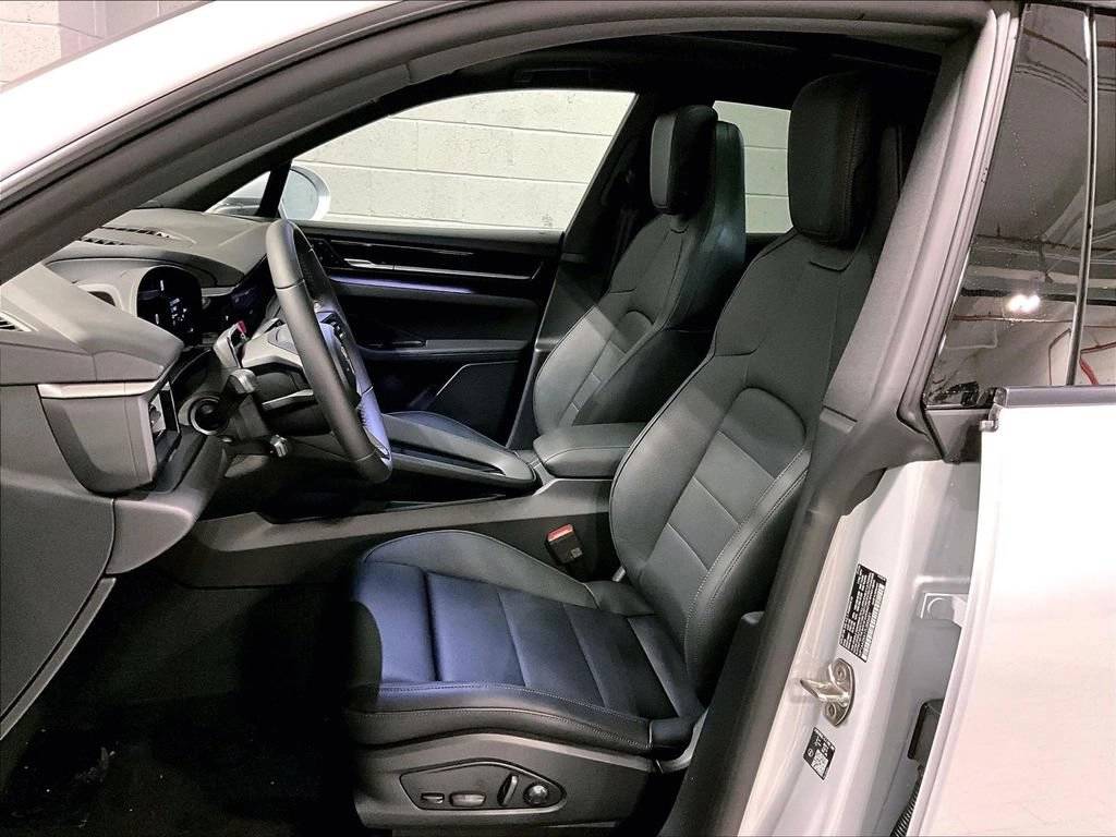 2026 Porsche Macan Macan 4 Electric