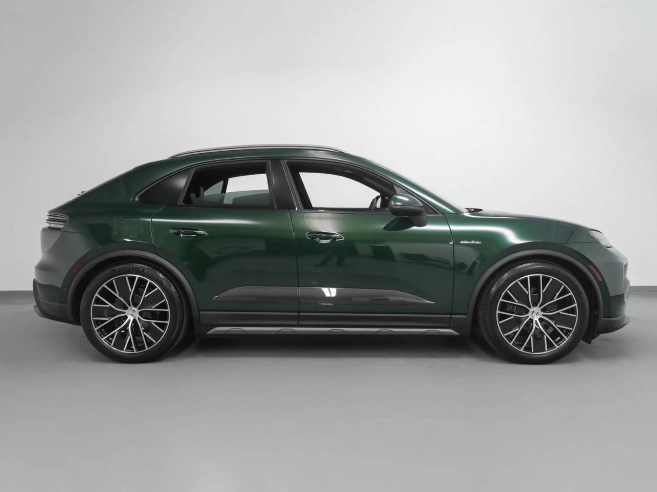 2025 Porsche Macan Macan 4 Electric