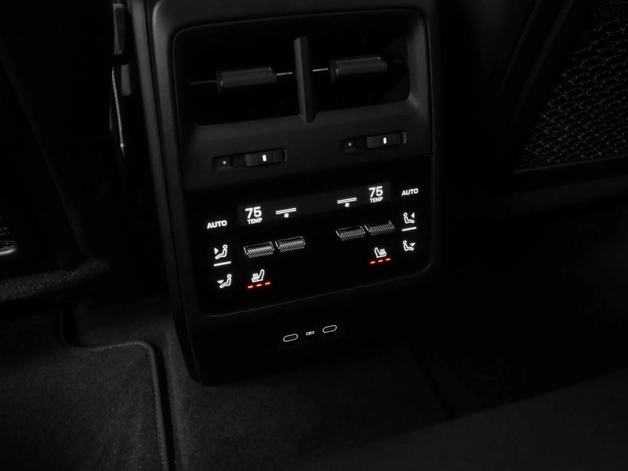 2025 Porsche Macan Macan 4 Electric