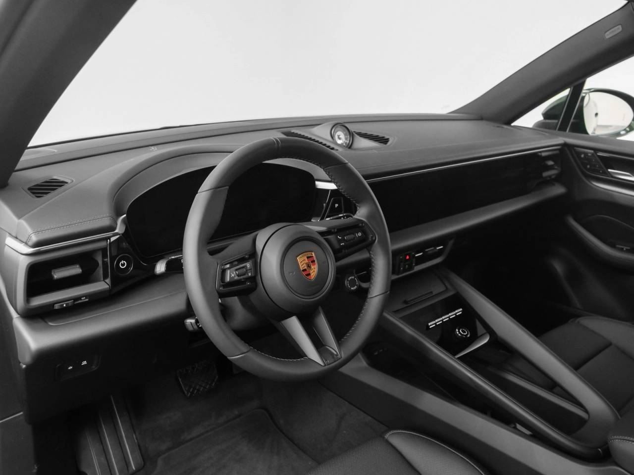 2025 Porsche Macan Macan 4 Electric