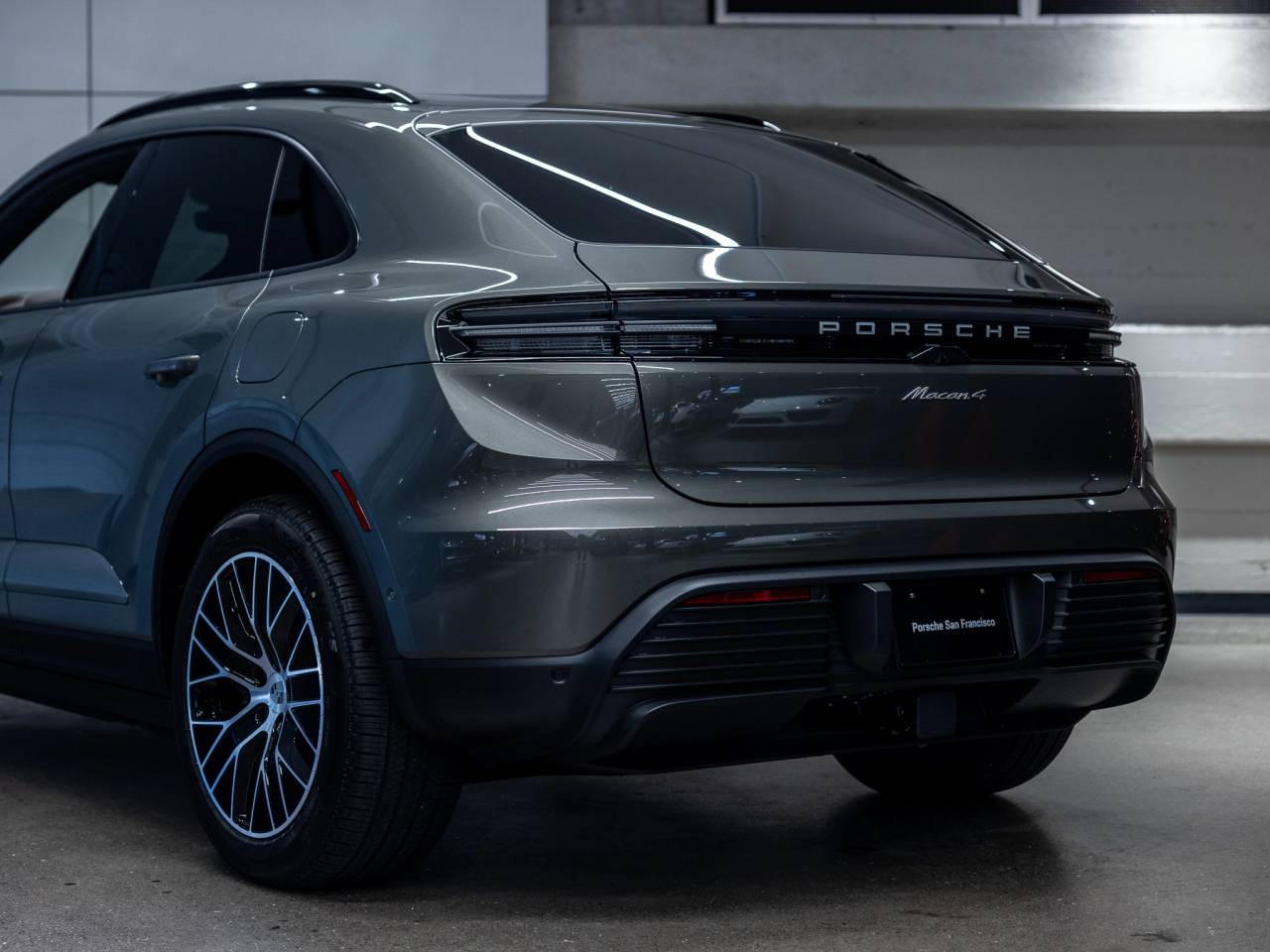 2026 Porsche Macan 4 Electric