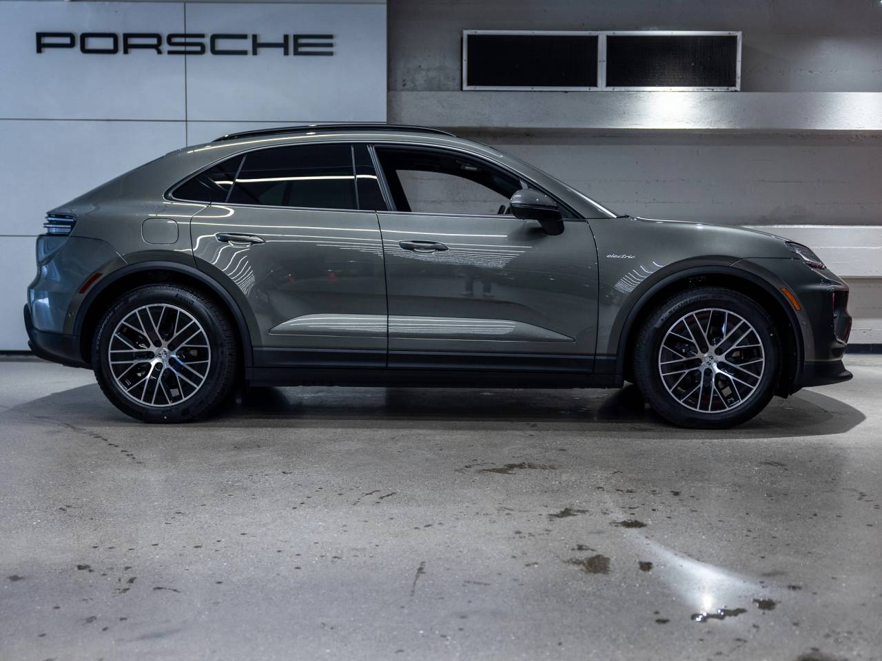 2026 Porsche Macan 4 Electric