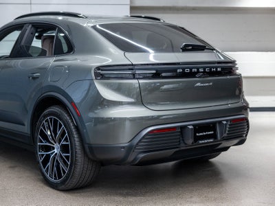 2026 Porsche Macan Macan 4 Electric