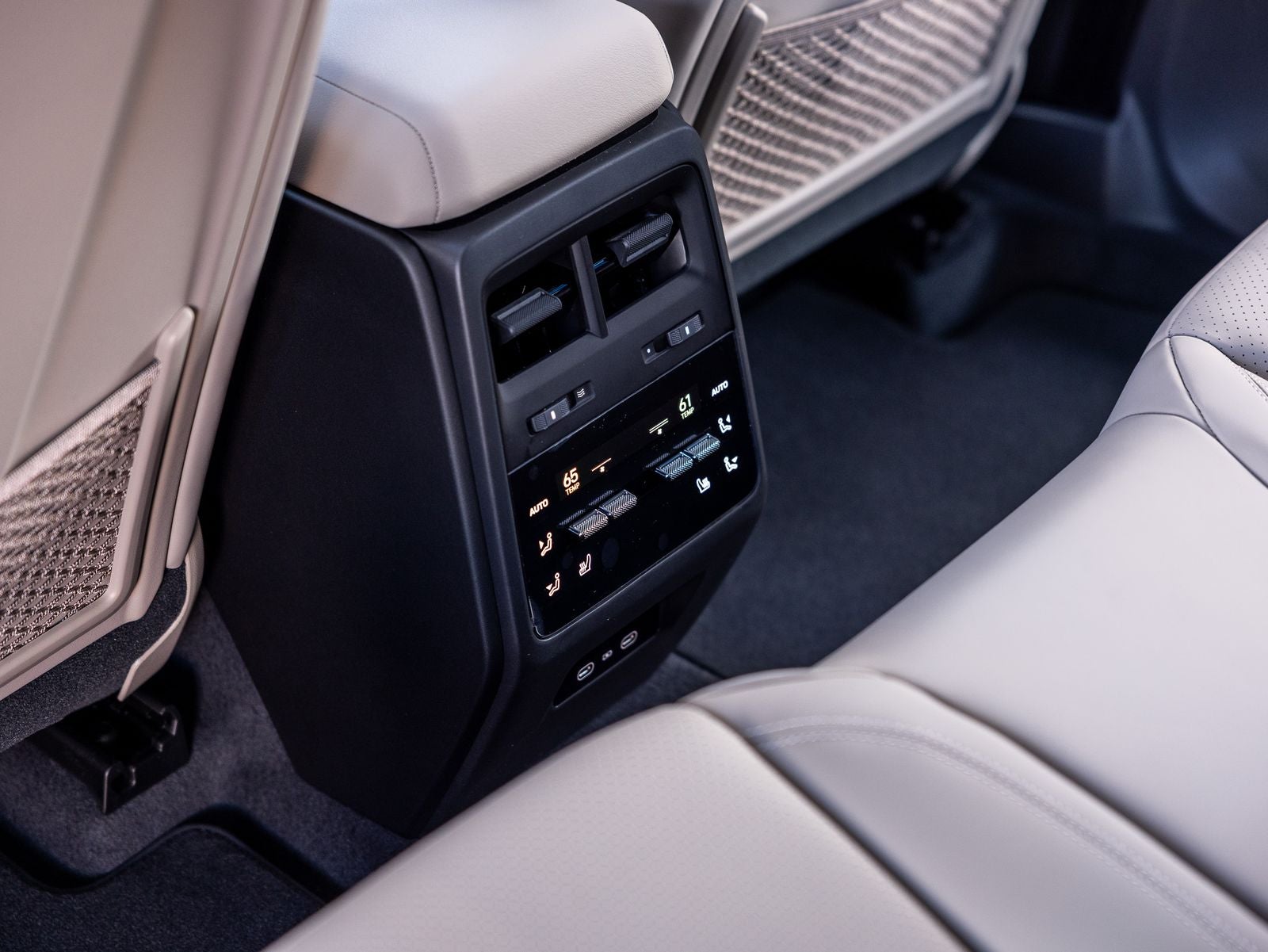 2026 Porsche Macan Macan 4 Electric