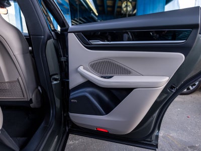 2026 Porsche Macan Macan 4 Electric