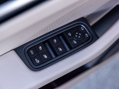 2026 Porsche Macan Macan 4 Electric