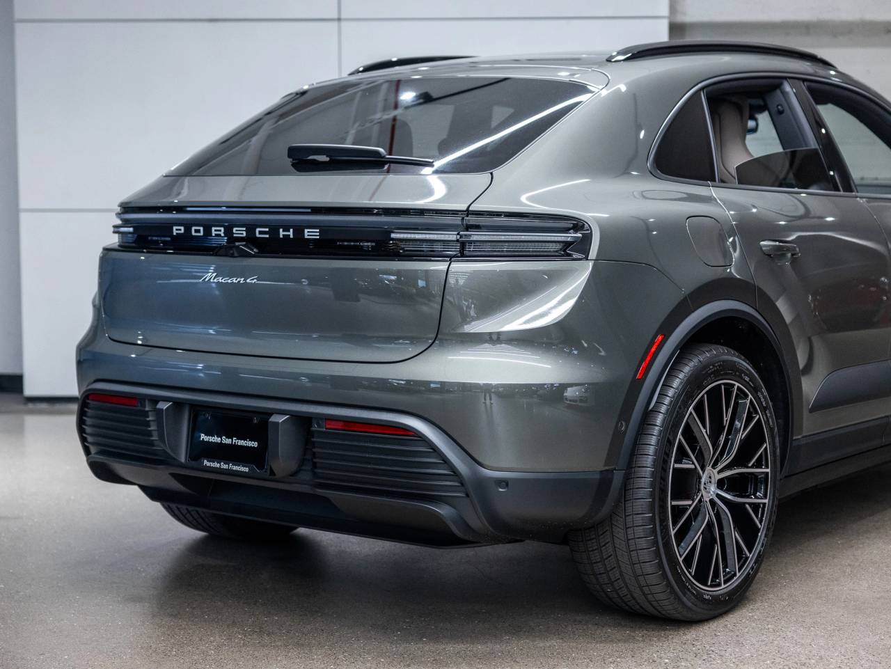 2026 Porsche Macan Macan 4 Electric
