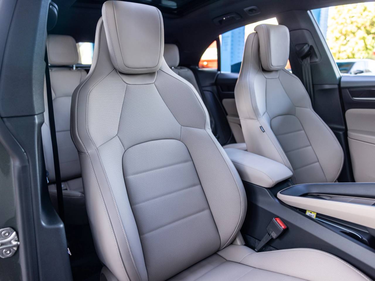 2026 Porsche Macan Macan 4 Electric