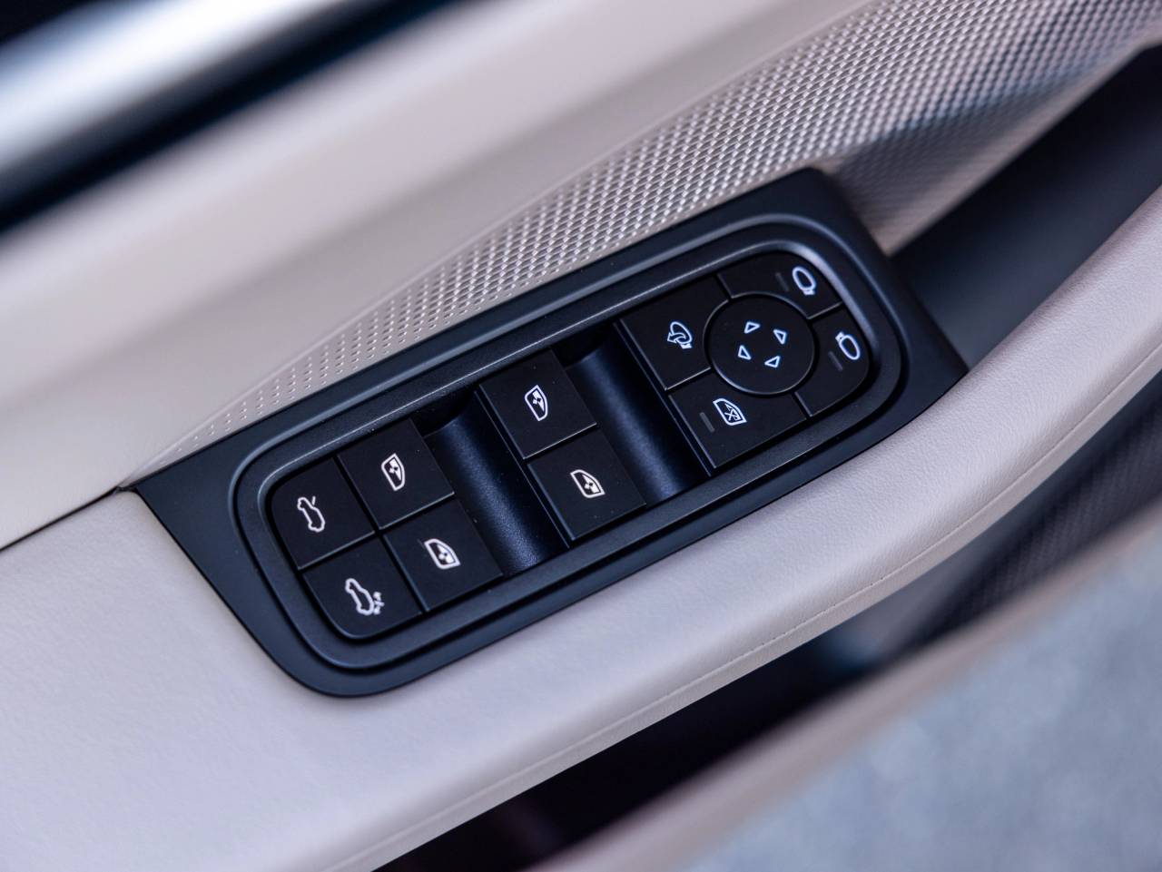 2026 Porsche Macan Macan 4 Electric