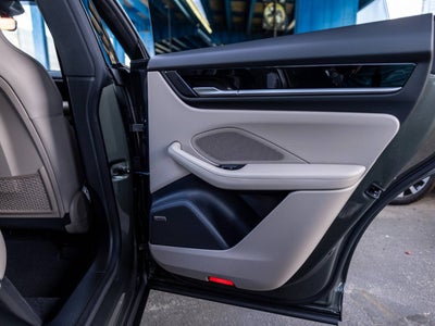 2026 Porsche Macan Macan 4 Electric