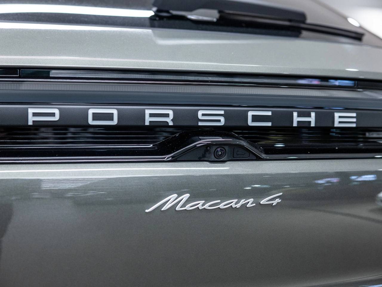 2026 Porsche Macan Macan 4 Electric