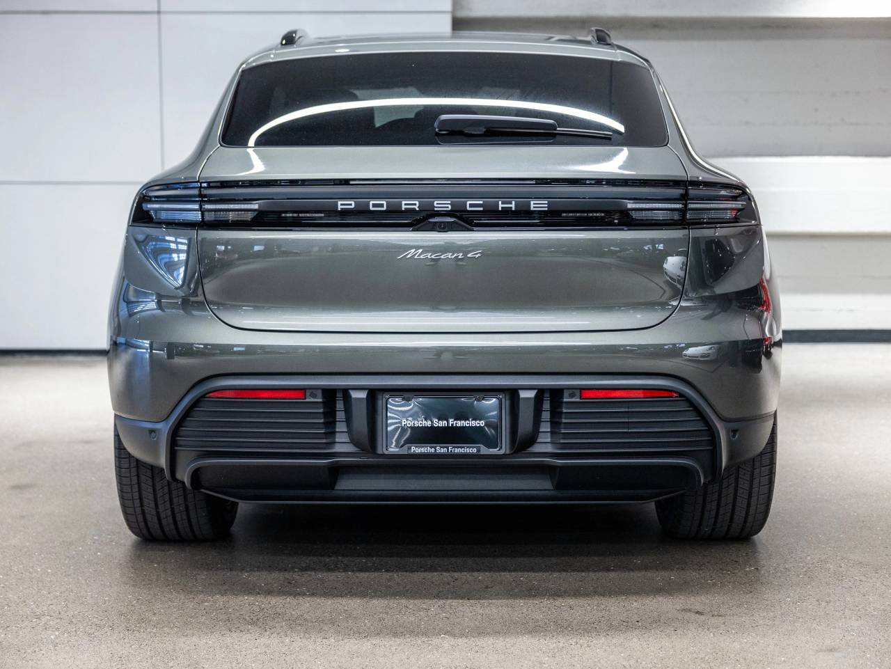 2026 Porsche Macan Macan 4 Electric