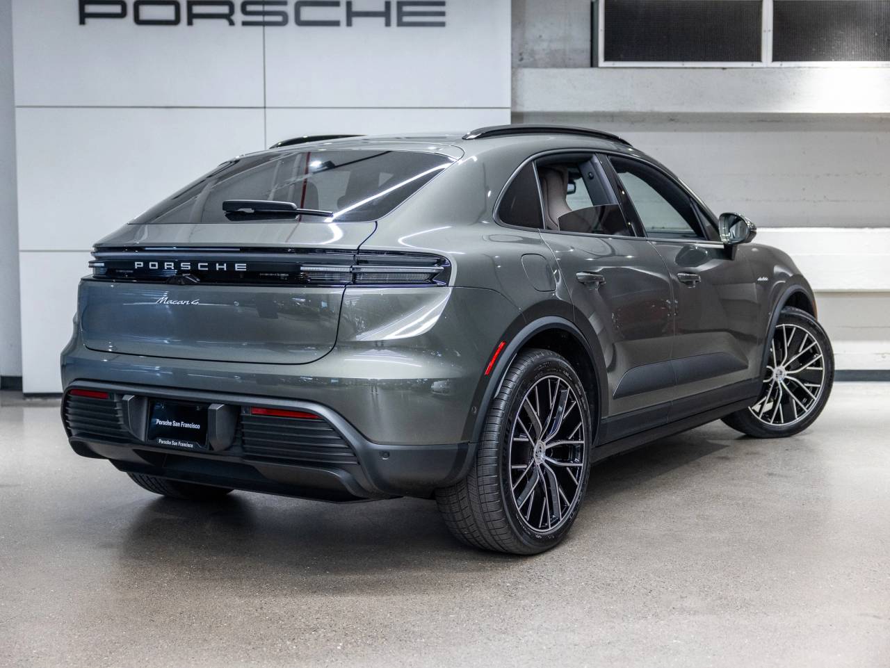 2026 Porsche Macan Macan 4 Electric
