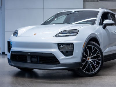 2026 Porsche Macan Macan 4 Electric