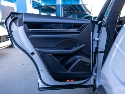 2026 Porsche Macan Macan 4 Electric