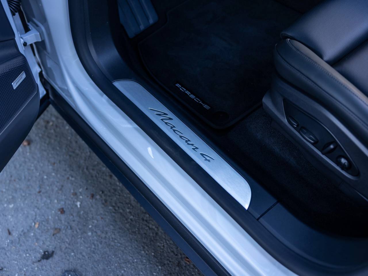 2026 Porsche Macan Macan 4 Electric