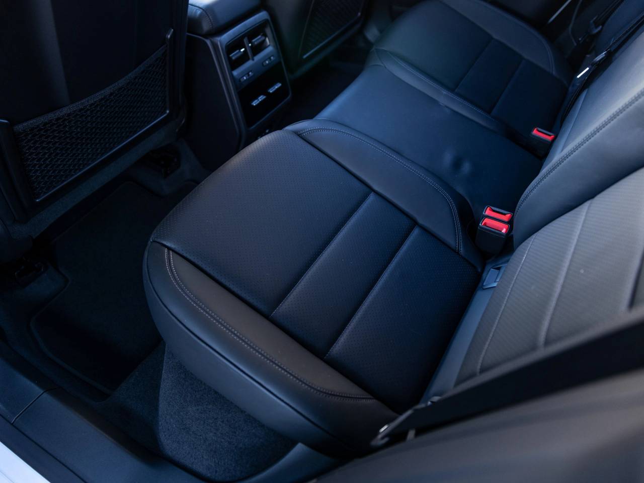 2026 Porsche Macan Macan 4 Electric