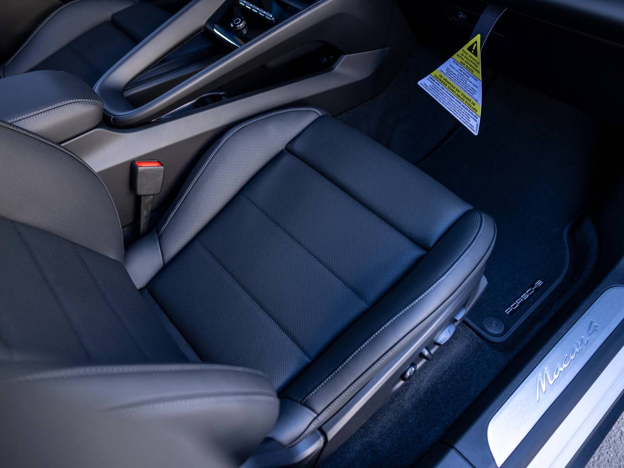 2026 Porsche Macan Macan 4 Electric