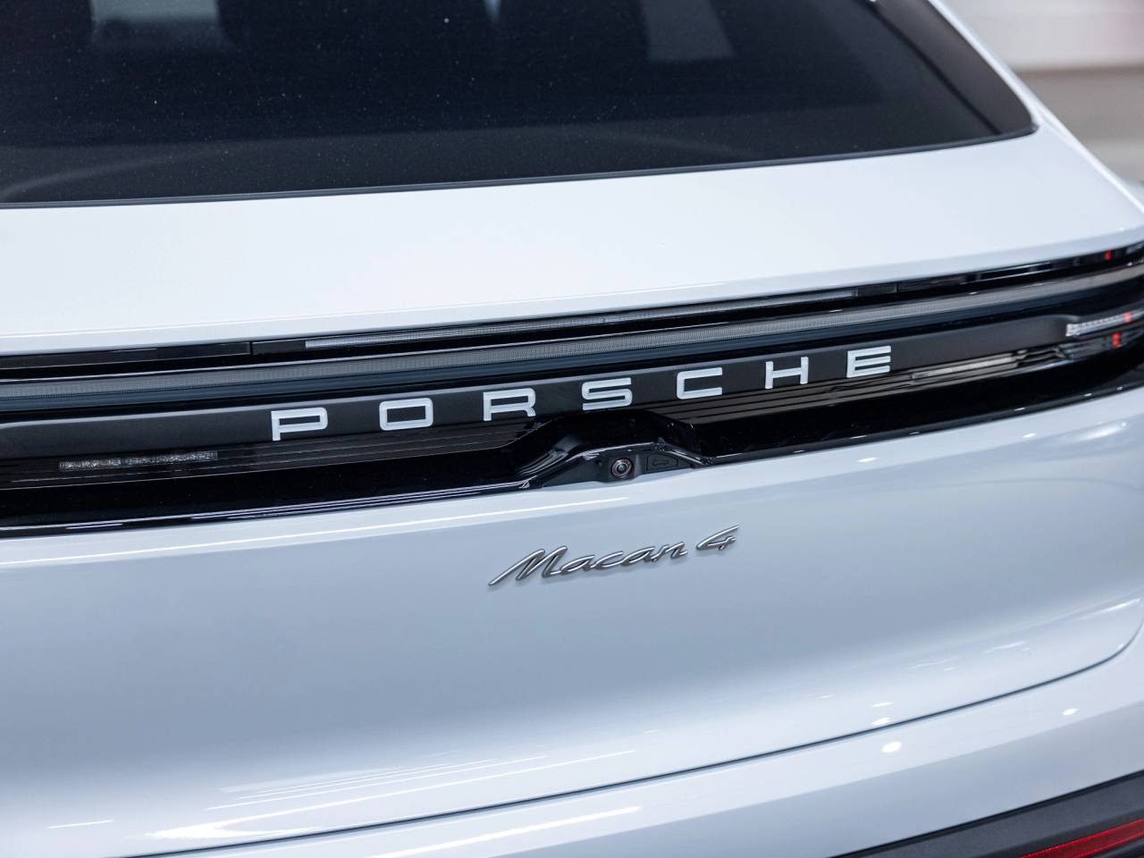 2026 Porsche Macan Macan 4 Electric