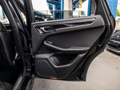 2017 Porsche Macan S