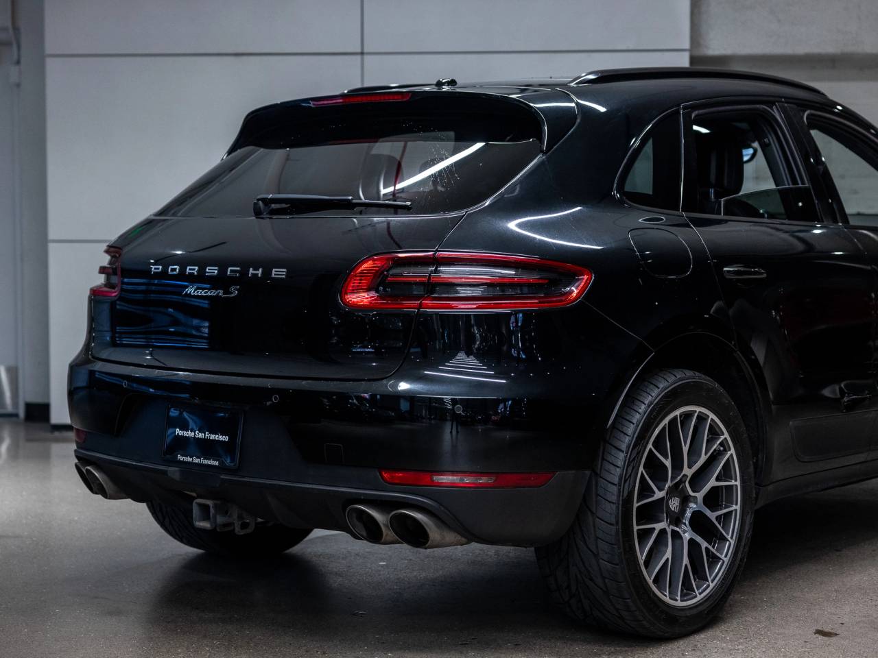 2017 Porsche Macan S