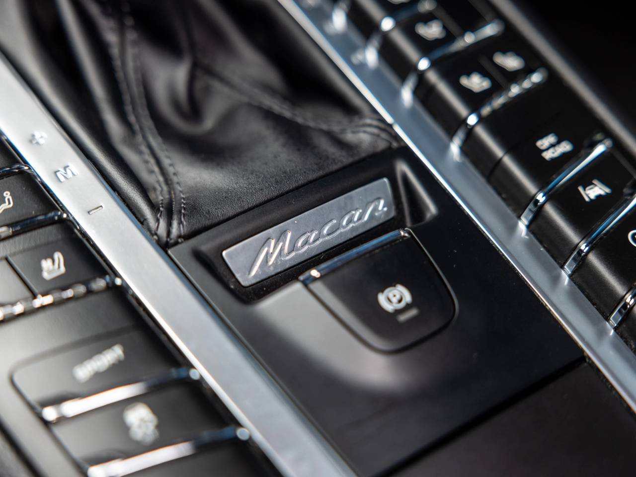 2017 Porsche Macan S