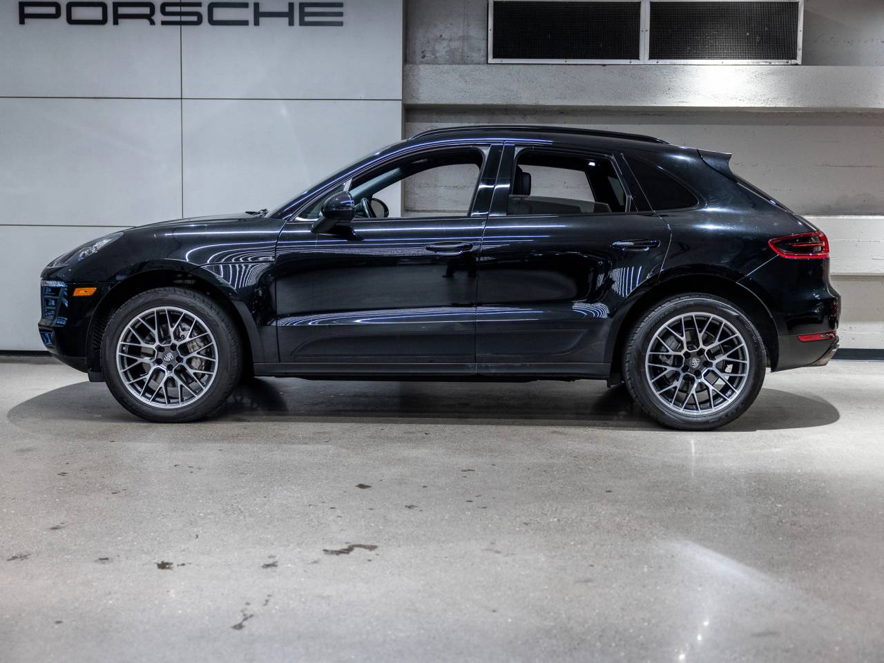 2017 Porsche Macan S