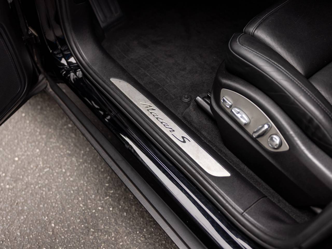 2017 Porsche Macan S