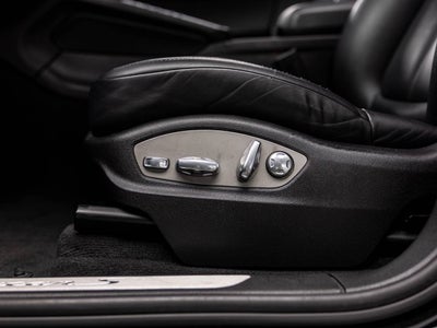 2017 Porsche Macan S