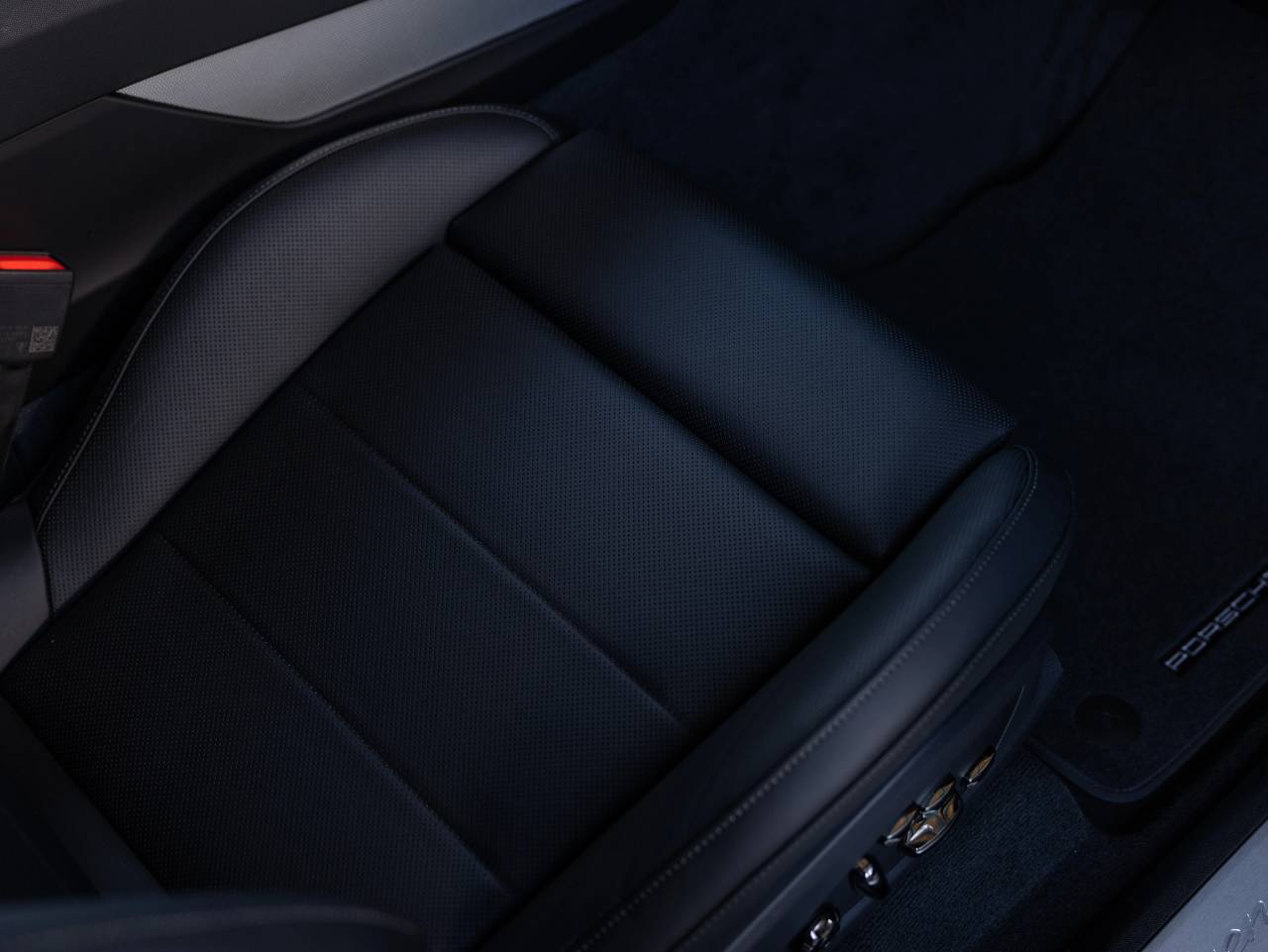2026 Porsche Cayenne Cayenne S Electric