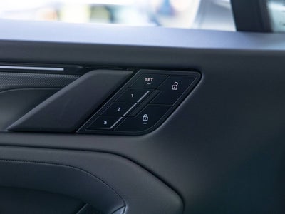 2026 Porsche Cayenne Cayenne S Electric