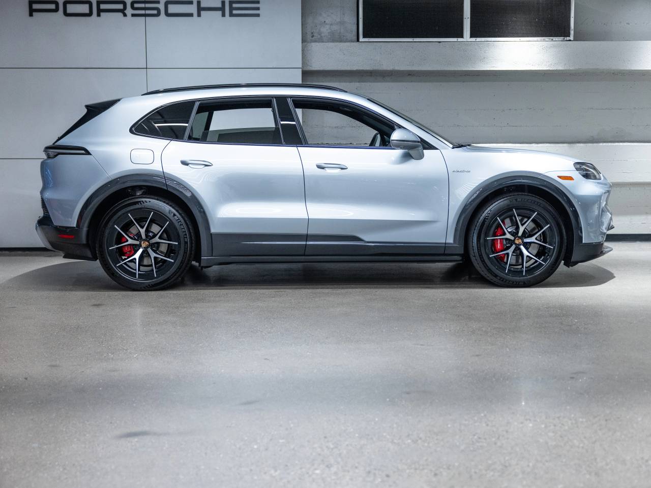 2026 Porsche Cayenne Cayenne S Electric