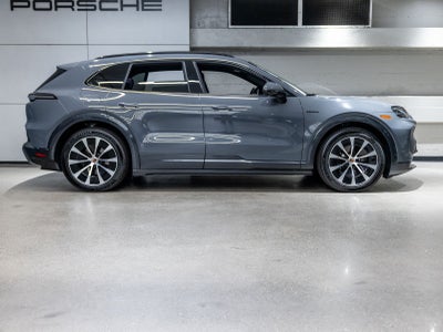 2026 Porsche Cayenne Cayenne S Electric