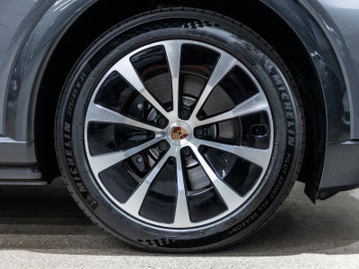 2026 Porsche Cayenne Cayenne S Electric
