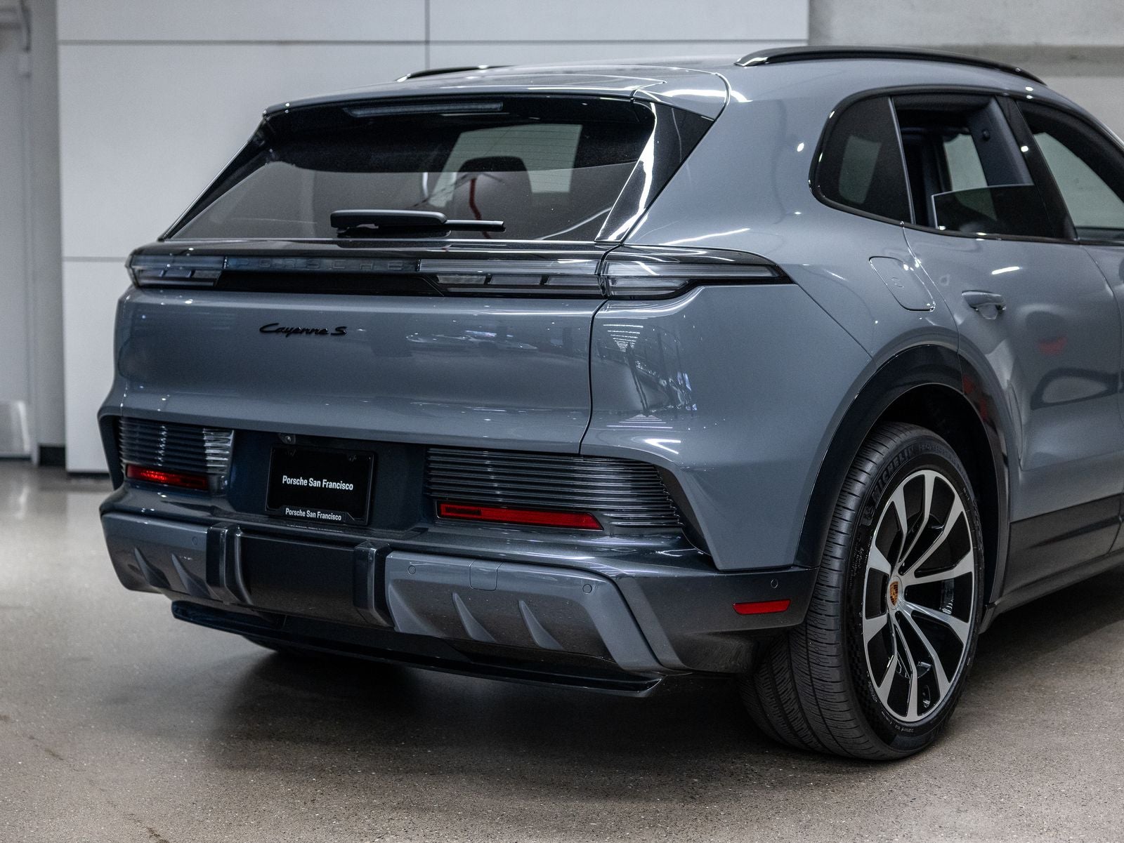 2026 Porsche Cayenne Cayenne S Electric