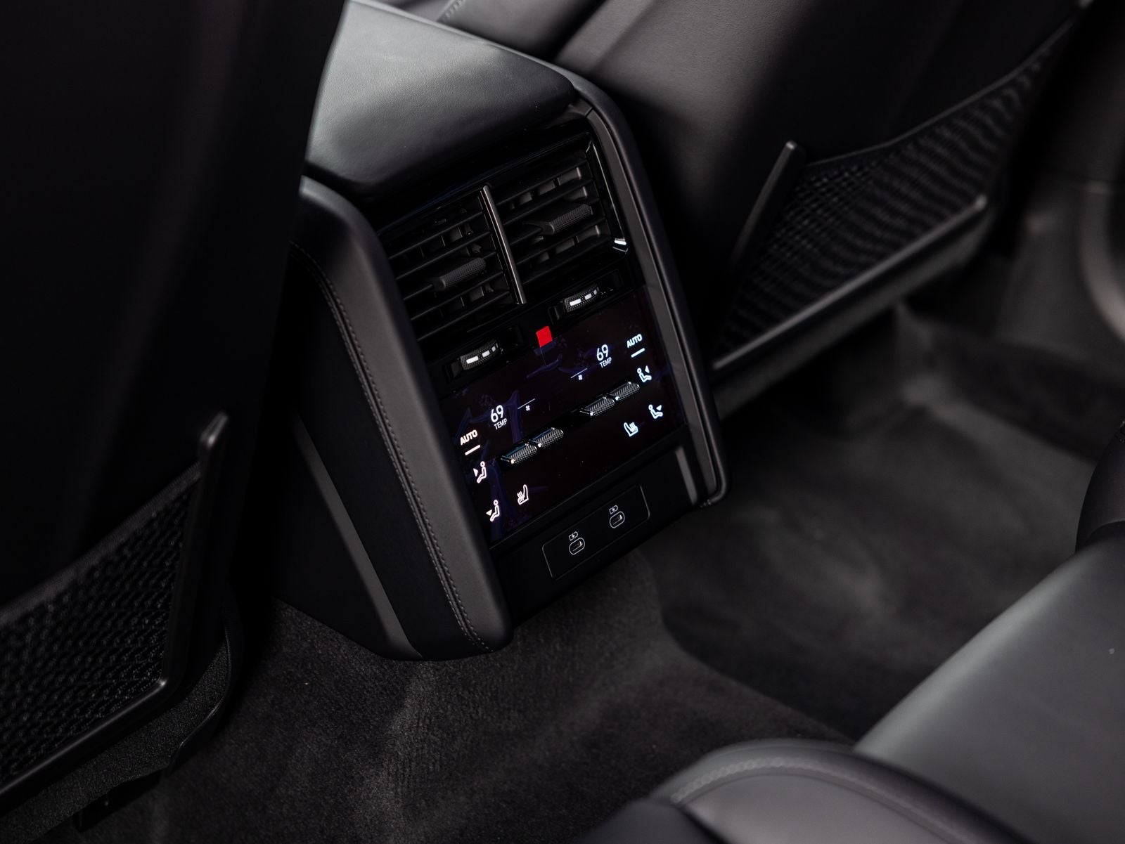 2026 Porsche Cayenne Cayenne S Electric