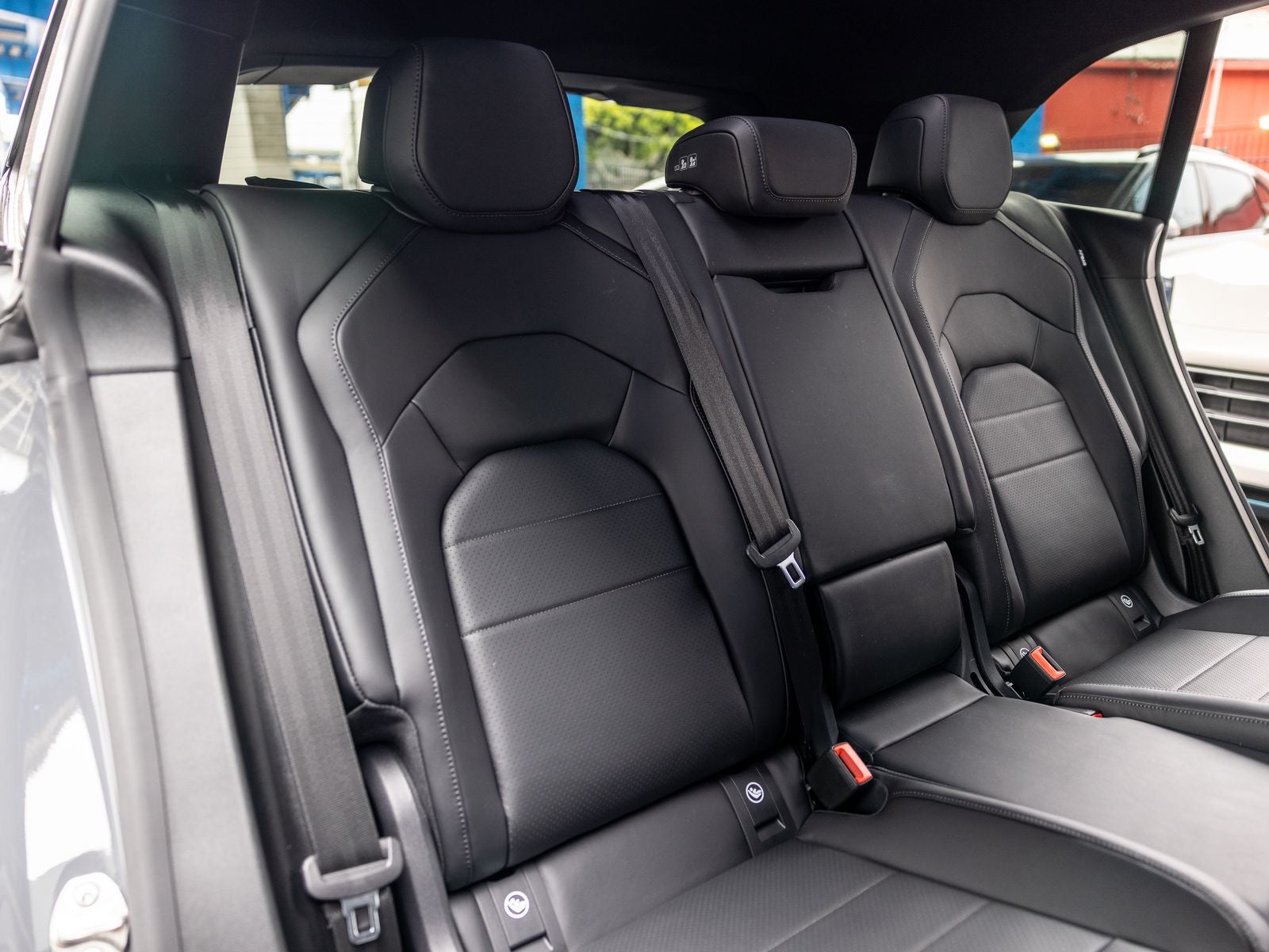 2026 Porsche Cayenne Cayenne S Electric