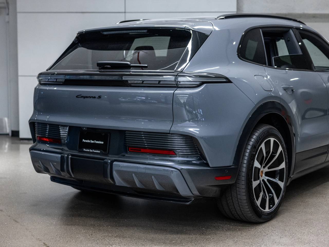 2026 Porsche Cayenne Cayenne S Electric